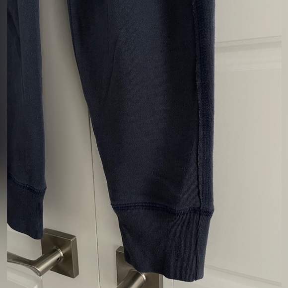 Abercrombie navy joggers size xs - Picture 6 of 7
